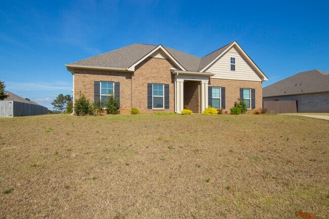 Building Photo - Move in special