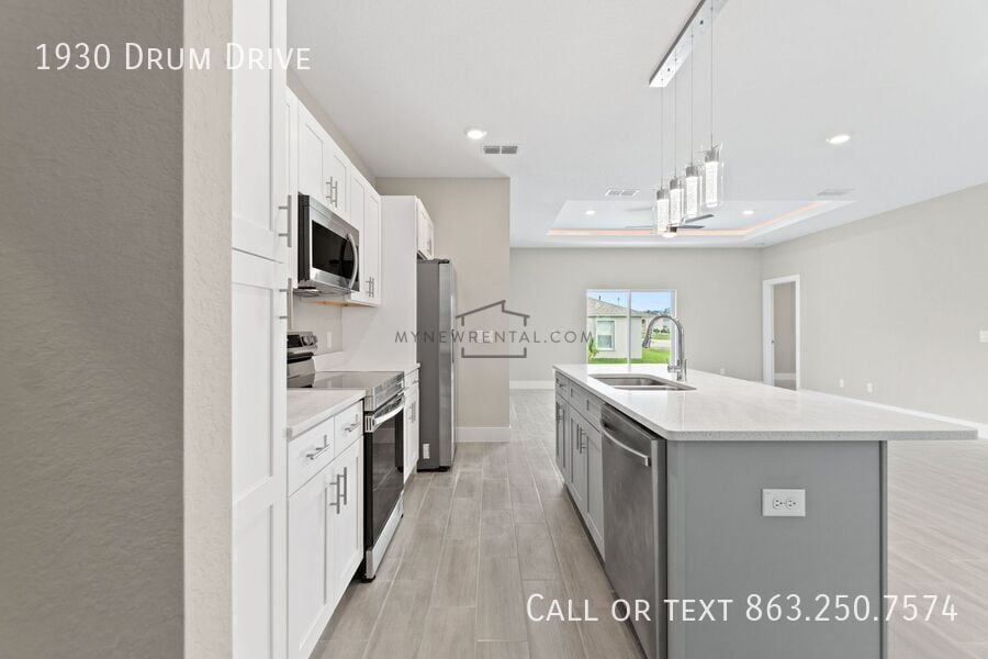 Building Photo - 1930 Drum Dr