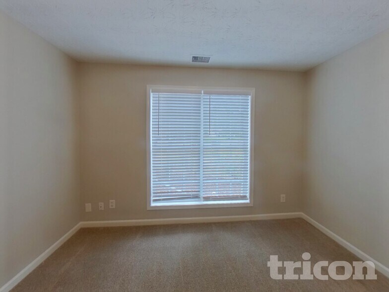 Building Photo - 4298 Abram Dr