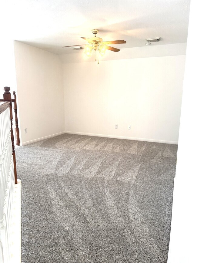 Building Photo - 6611 Sunrise Valley Ln