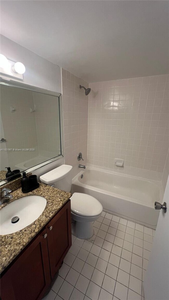 Building Photo - 770 Claughton Island Dr