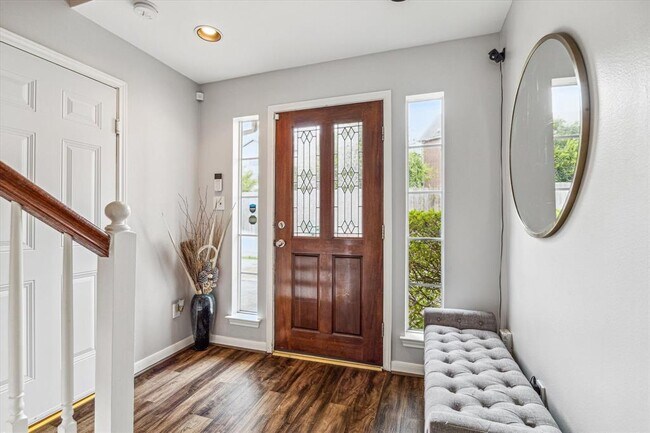 Building Photo - 1213 Oneil St