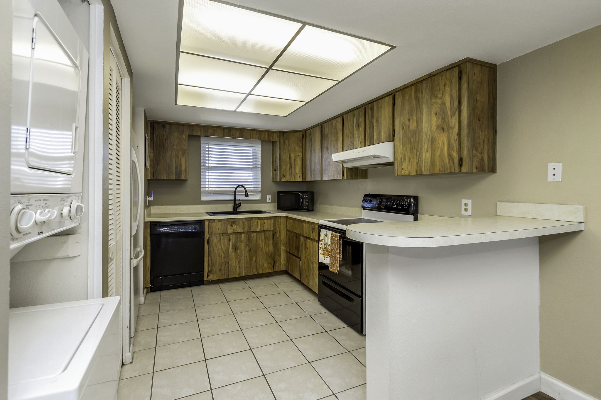 Building Photo - 12300 Park Blvd