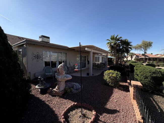 Building Photo - 6761 S Oakmont Dr