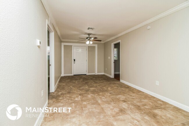 Building Photo - 1277 W Forest Lake Dr