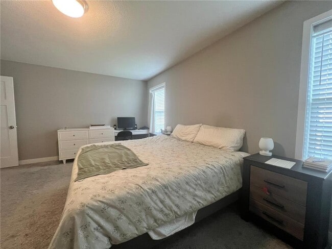 Building Photo - 7262 Zircon Ct N
