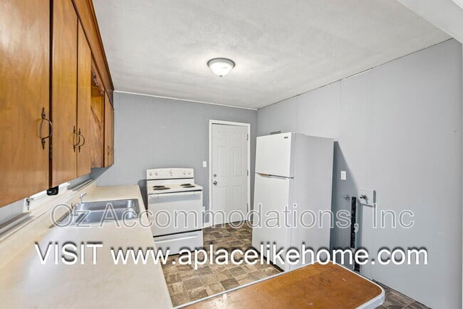 Building Photo - 414 Colbern St