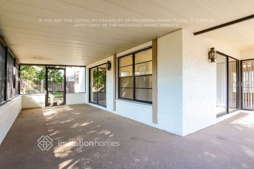 Building Photo - 10710 Wingate Dr