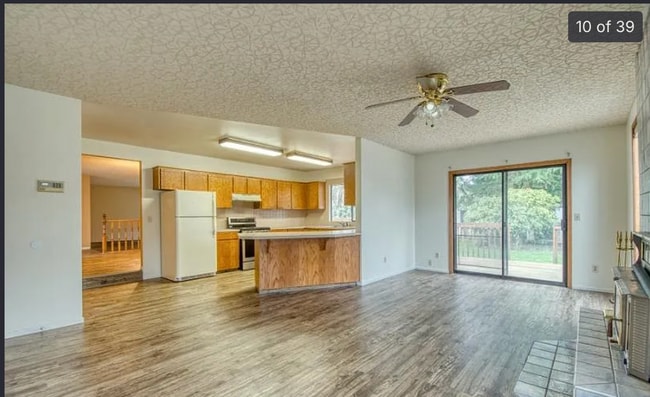 Building Photo - Felida 4 Bedroom with ADA bathroom