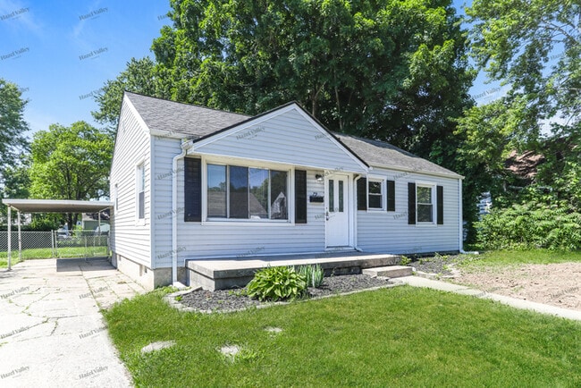 Building Photo - 79 Red Bud Ln