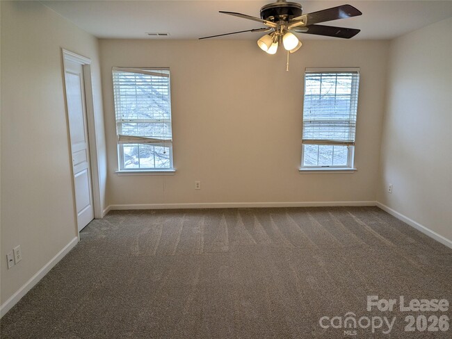 Building Photo - 11108 Aprilia Ln