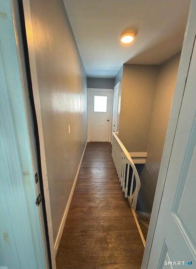 Building Photo - 1163 W Main St