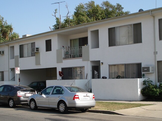 Primary Photo - 8664 Chalmers Dr