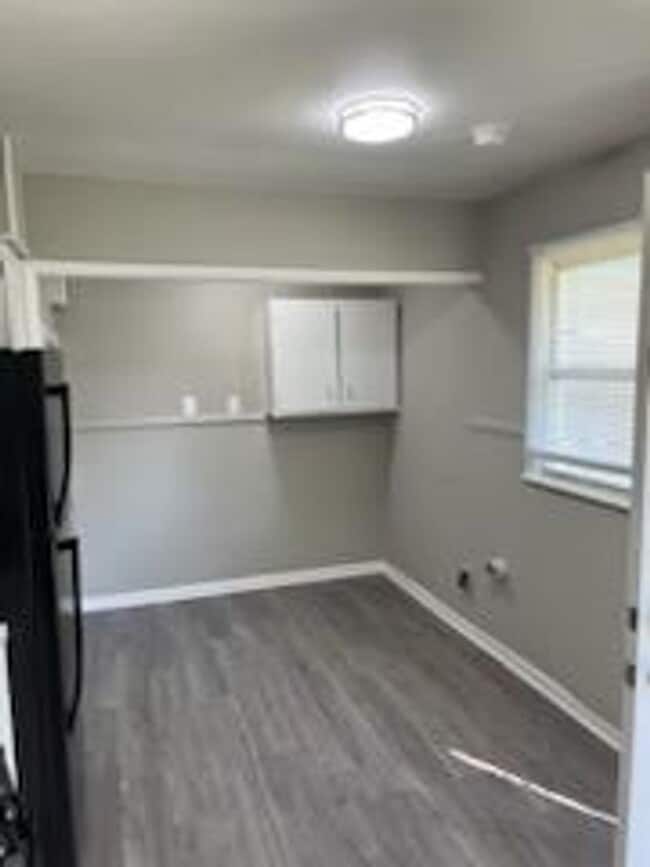 Building Photo - 3BR/1BA in Indian Trail area