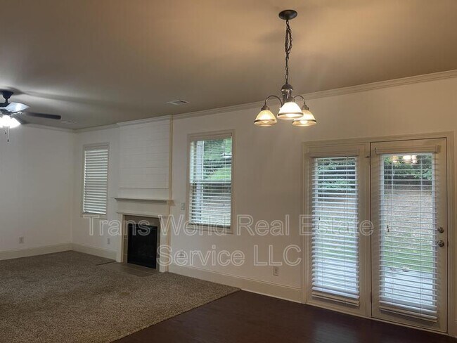 Building Photo - 765 Westmoreland Ln NE