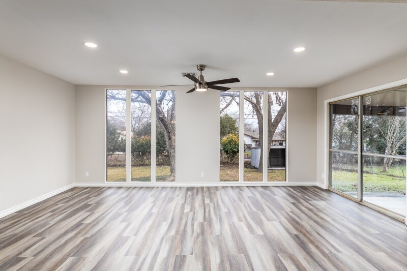 Building Photo - 7210 Grass Valley Dr