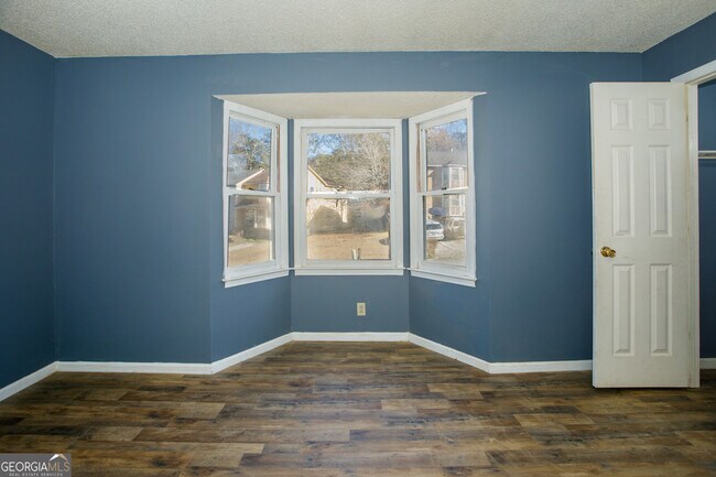 Building Photo - 4380 Barrington Pl