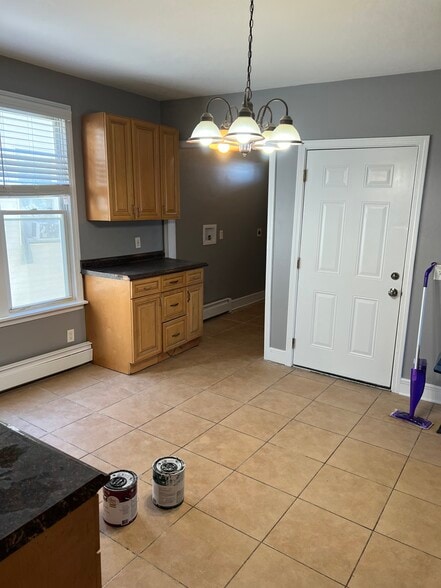 Building Photo - 498 Washington Ave