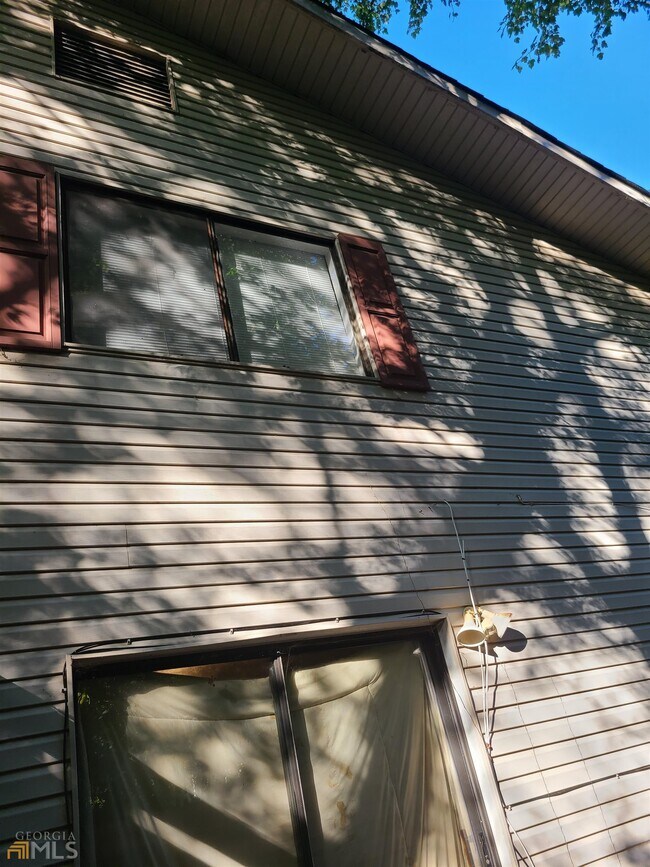 11 Upper Riverdale Rd 11 Upper Riverdale Rd Riverdale GA 30274