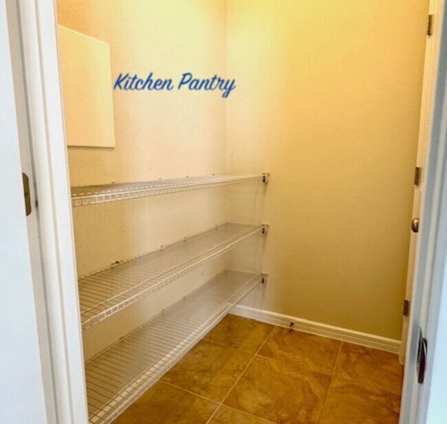 Building Photo - Isles of Lake Nona!! 3 Bedroom 2.5 Bathroom Townhome