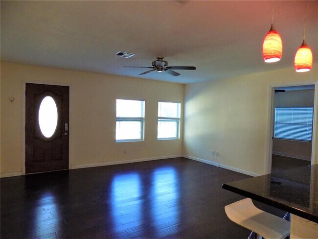 Building Photo - 3130 W Euclid Ave