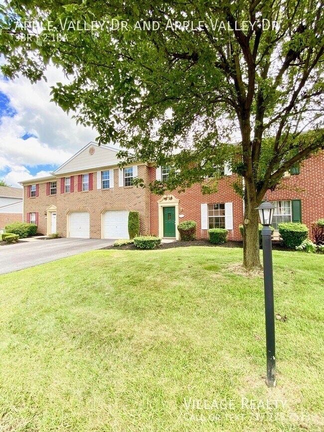Building Photo - 818 Apple Valley Dr