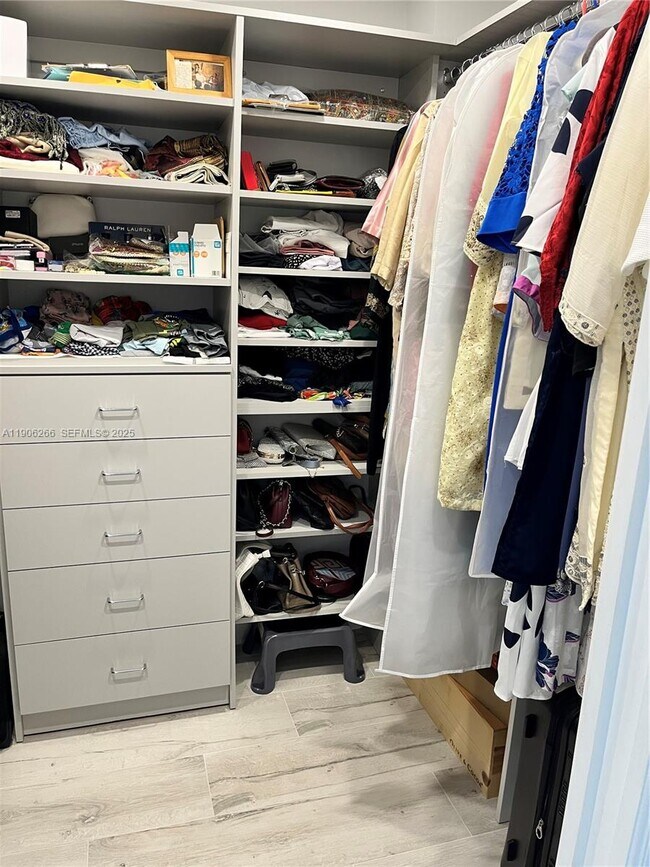 Building Photo - 300 Three Islands Boulevard