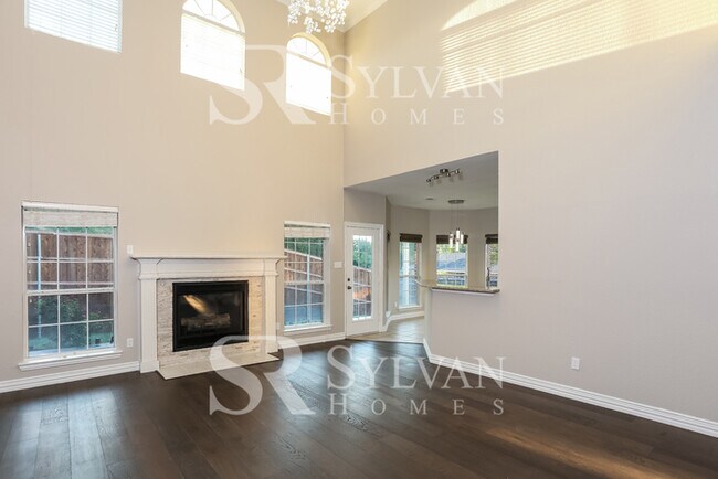 Building Photo - Lease today! No extra charge for contentment and relaxation!