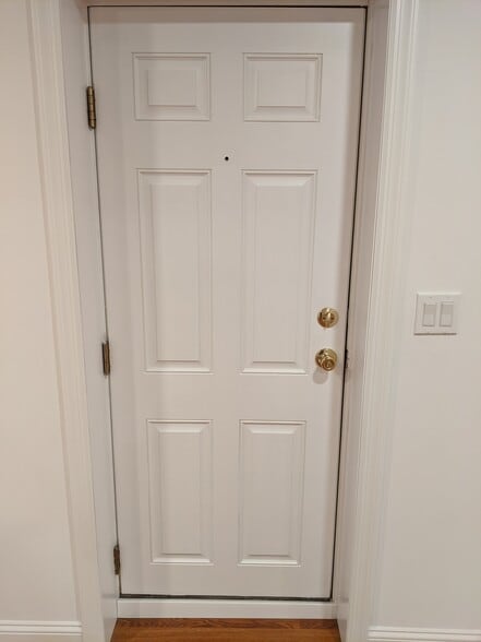 Building Photo - 639 Oakdene Ave