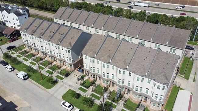 Building Photo - 2020 McGowen St