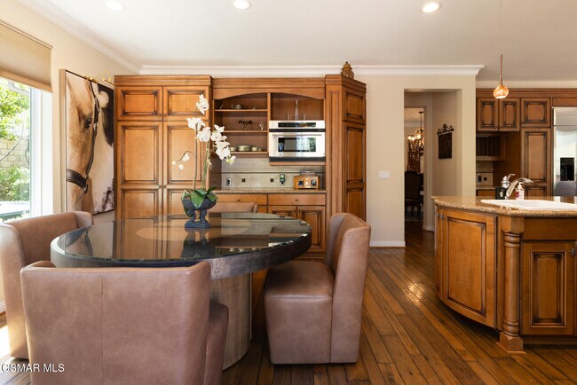 Building Photo - 1508 Warmsprings