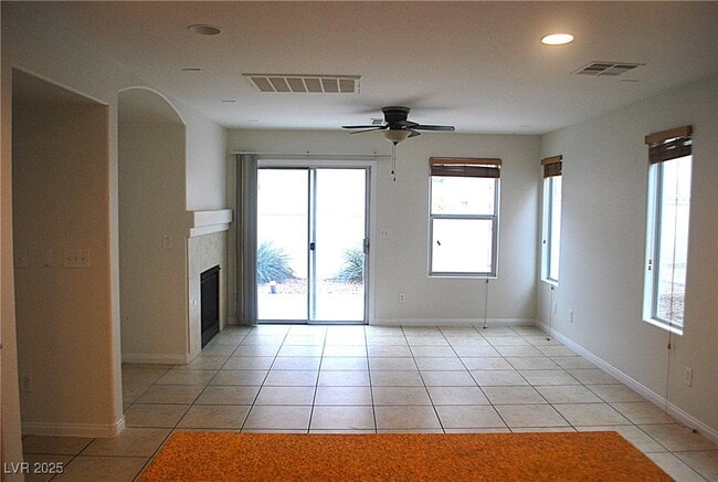 Building Photo - 9037 W Victor Creek Ave