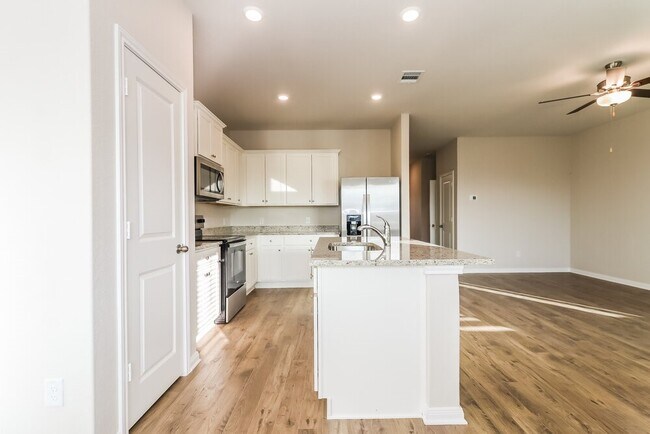 Building Photo - 7606 Tipton Meadow Way