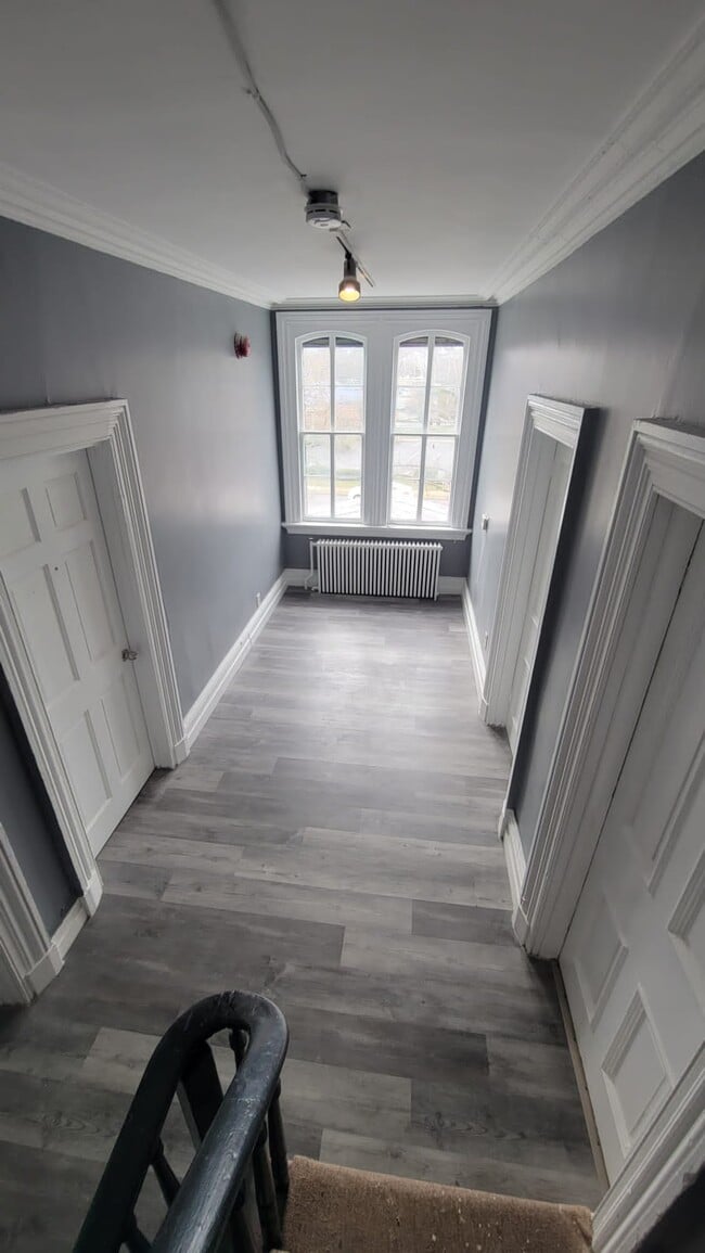 Building Photo - 1530 Pennington Rd