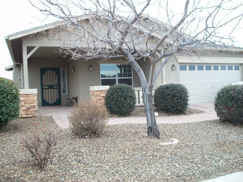 Building Photo - 12793 E Moreno St