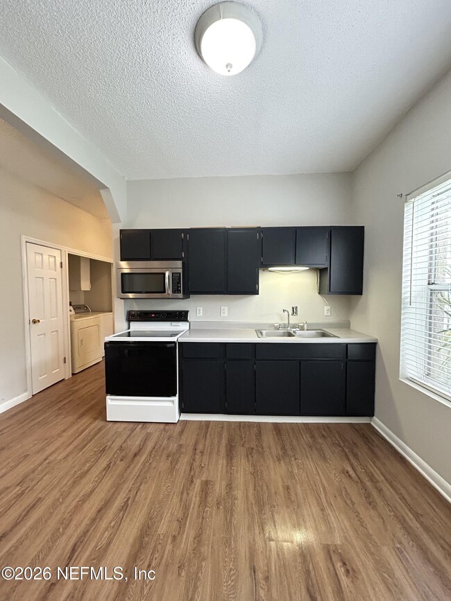 Building Photo - 2786 Forbes St