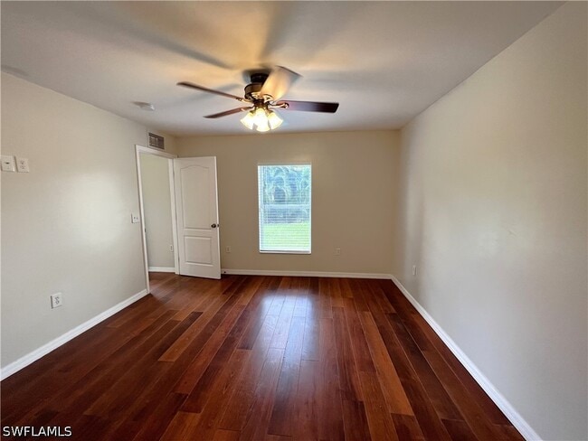 Building Photo - 8334 Robin Rd