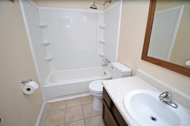 Building Photo - 8113 Stonebrook Dr