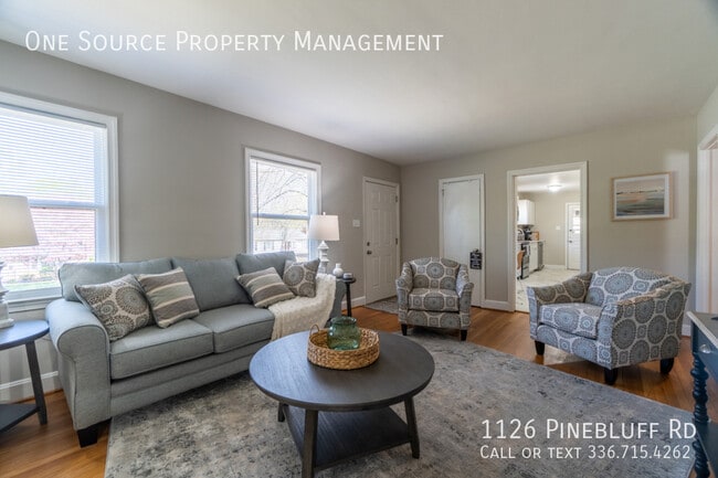 Building Photo - 1126 Pinebluff Rd