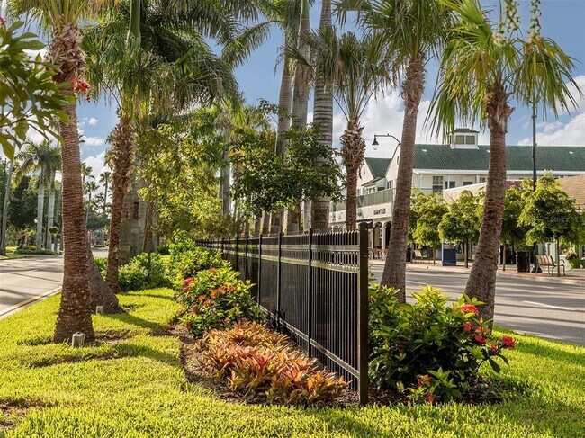 Building Photo - 4437 Corso Venetia Blvd