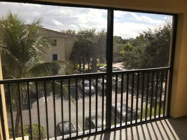 Building Photo - 3023 Alcazar Pl