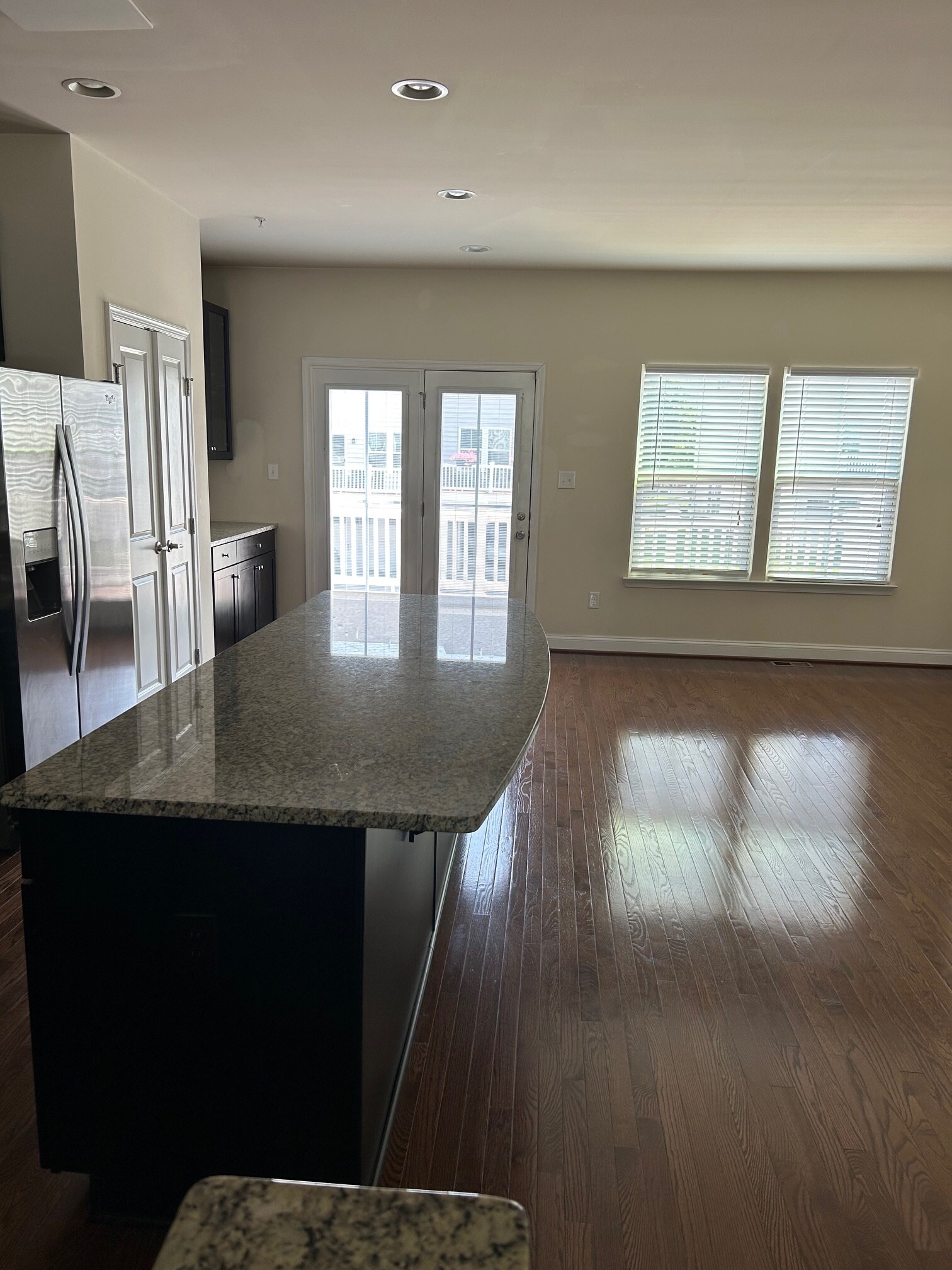 2nd Floor Island - 211 Quarry Point Rd