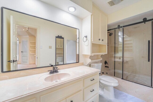 Building Photo - 1743 Randons Point Dr