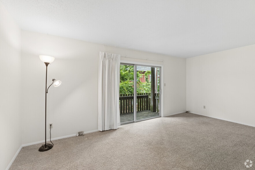 2BR, 1BA - 875SF - Living Room - Montmartre Apartments