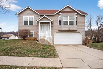 Building Photo - Charming 3 Bedroom with Garage!