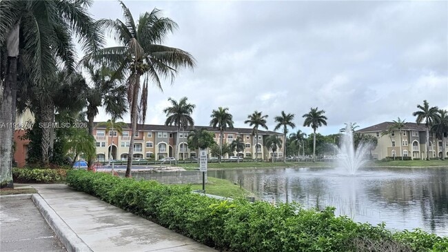 Building Photo - 8900 NW 107 Ct