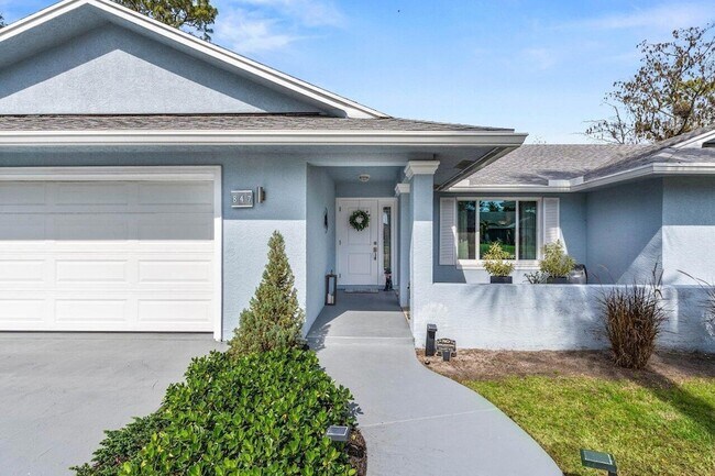 Building Photo - 847 Foresteria Ave