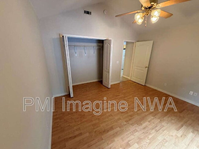 Building Photo - 111 E Rock St