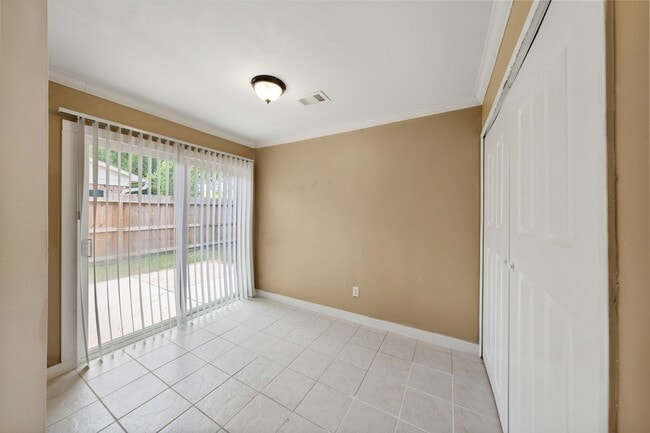 Building Photo - 22831 Millgate Dr