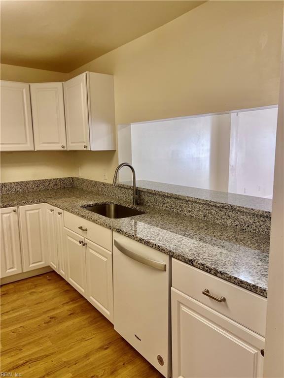 Building Photo - 304 Woods Edge Ct